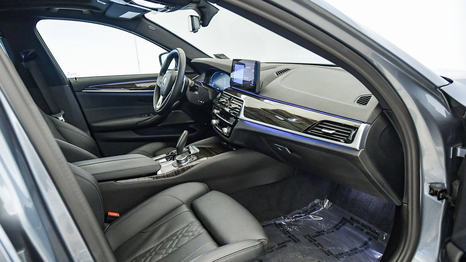 Certified 2022 BMW 530e 530e iPerformance w/ Premium Package image 17