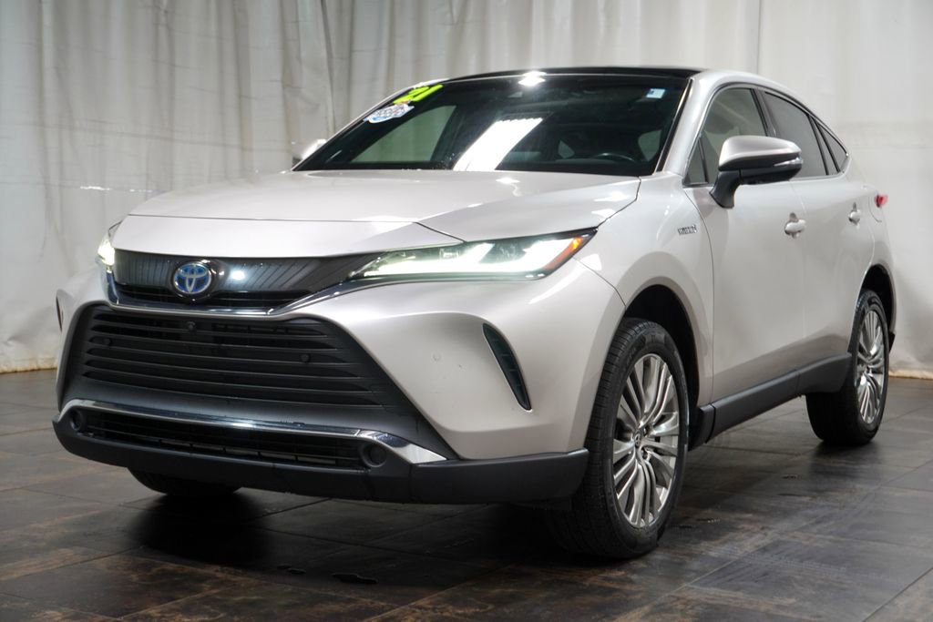 Used 2021 Toyota Venza Limited AWD/4WD image 2