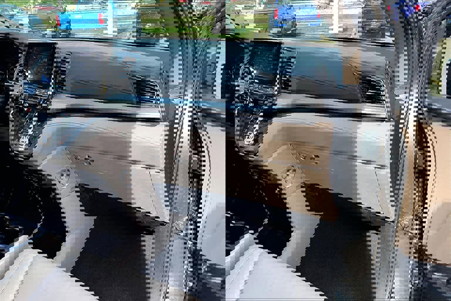 Used 2019 Honda Odyssey EX-L image 18