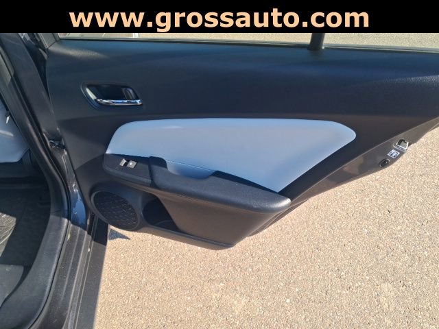 Used 2017 Toyota Prius Two image 19