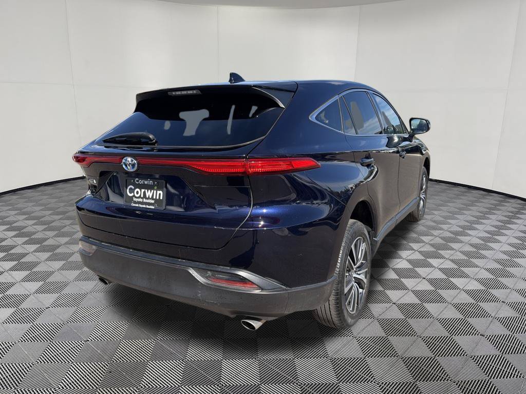 Used 2023 Toyota Venza LE AWD/4WD image 7