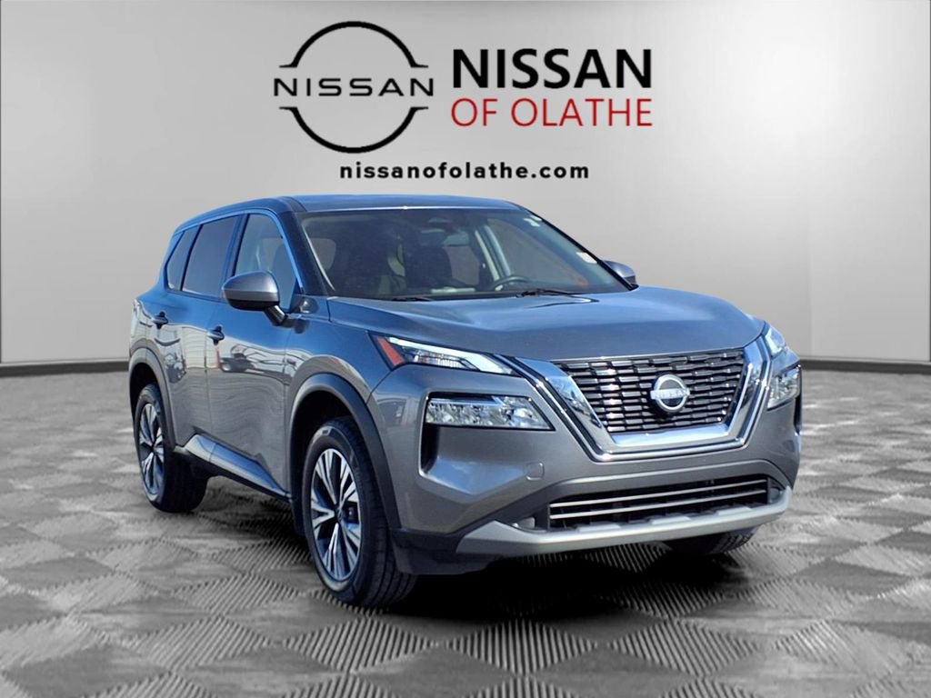 Used 2023 Nissan Rogue SV image 30