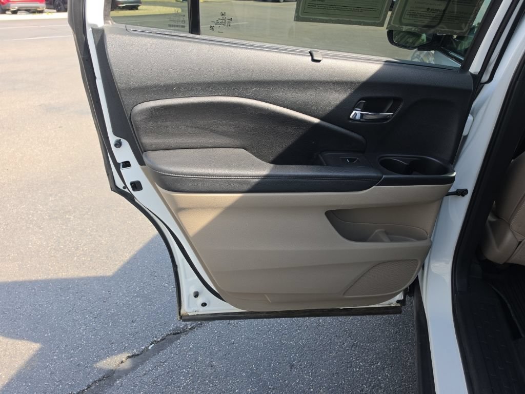 Used 2022 Honda Pilot Elite image 27