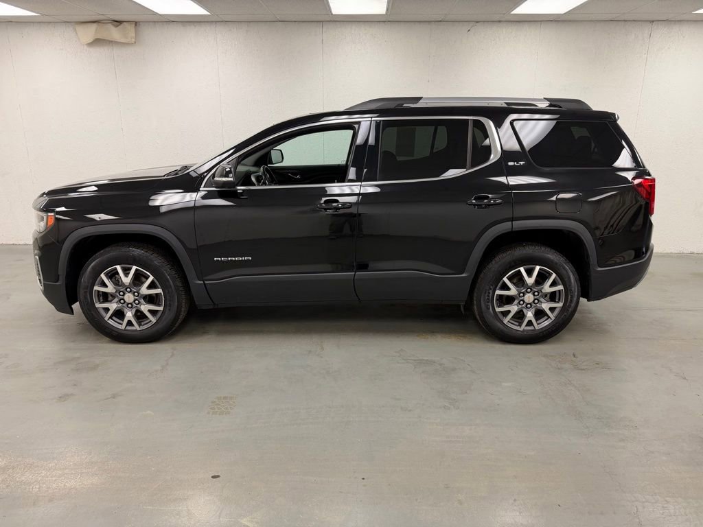 Used 2022 GMC Acadia SLT w/ Technology Package image 2