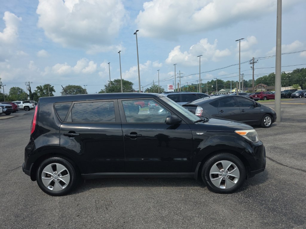 Used 2014 Kia Soul FWD image 3