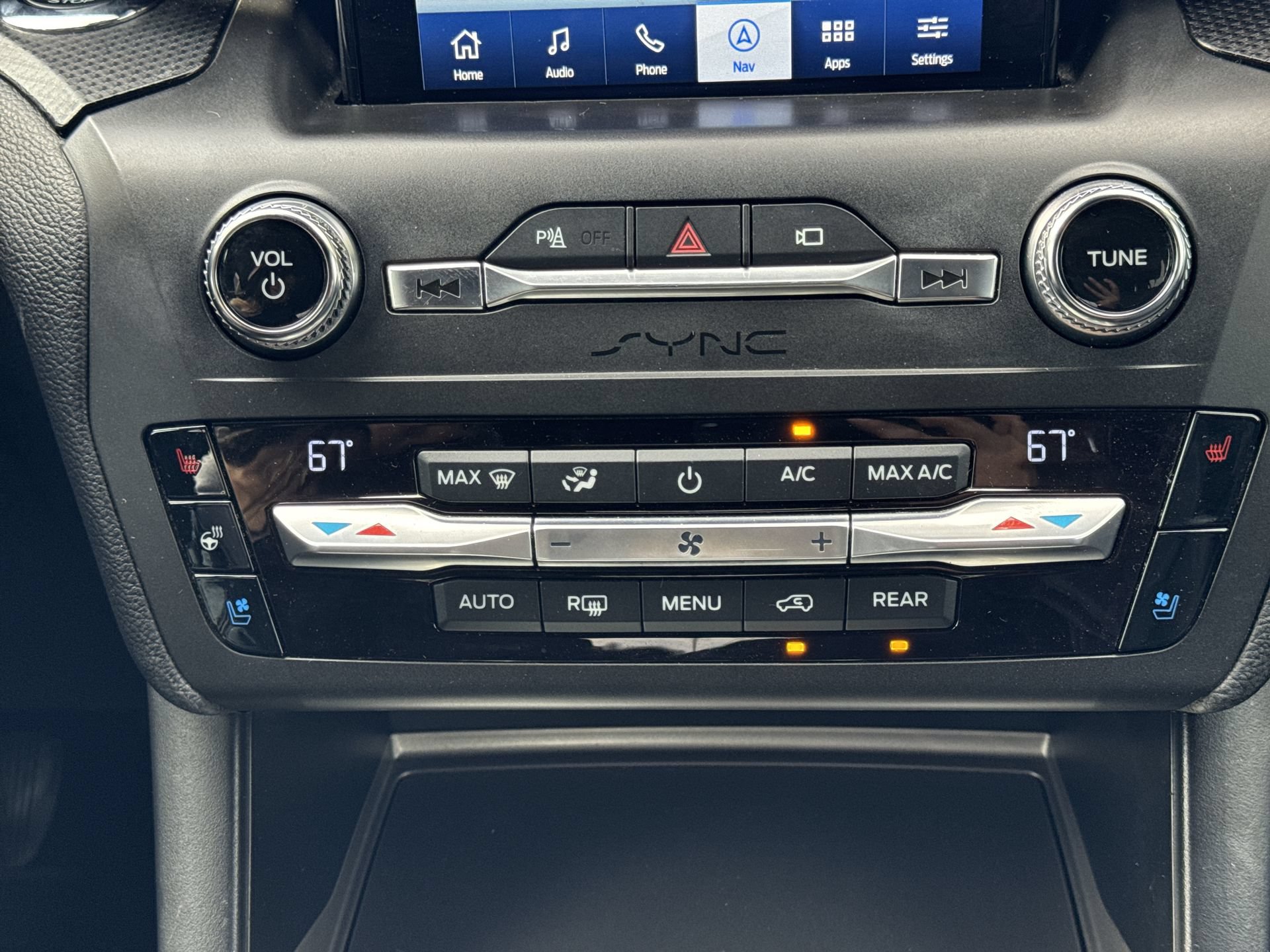 Used 2020 Ford Explorer ST w/ Premium Technology Package AWD/4WD image 19