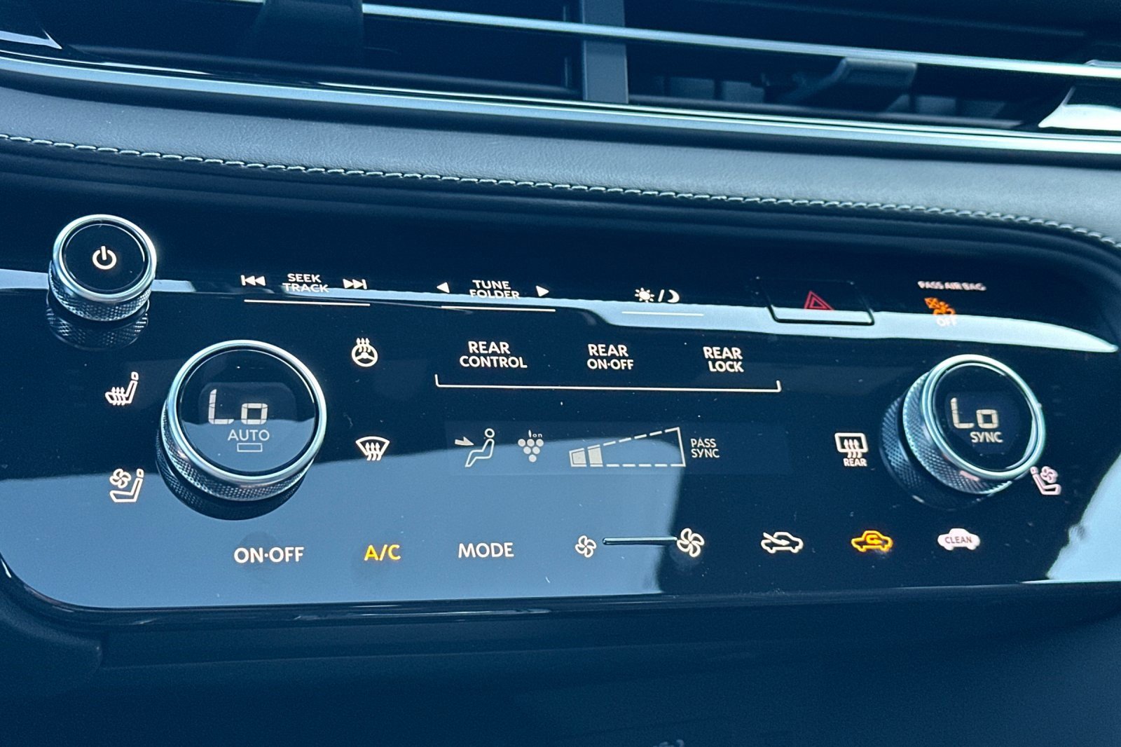 New 2026 INFINITI QX60 Autograph w/ Dark Cargo Package image 24