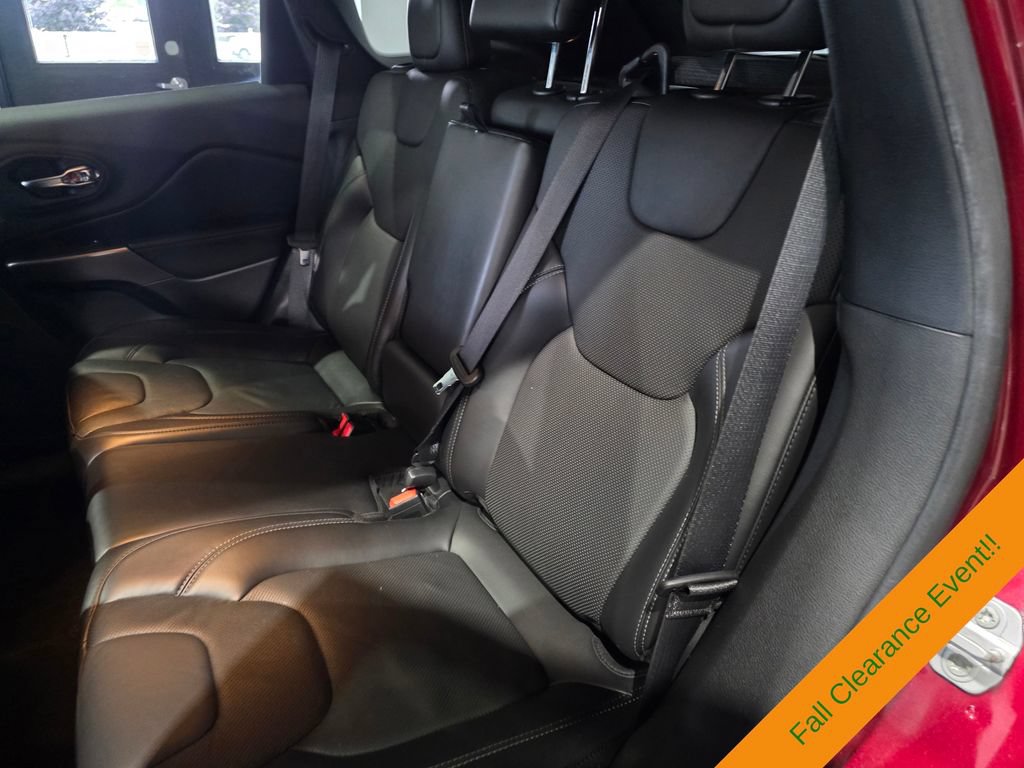 Used 2020 Jeep Cherokee Limited FWD image 17