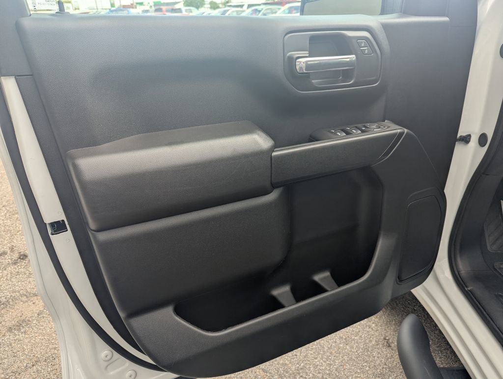 Used 2025 Chevrolet Silverado 1500 Custom w/ Rally Edition AWD/4WD image 17