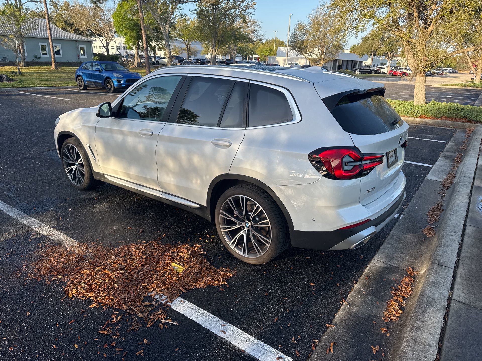 Used 2024 BMW X3 sDrive30i w/ Premium Package w/ZPA image 8