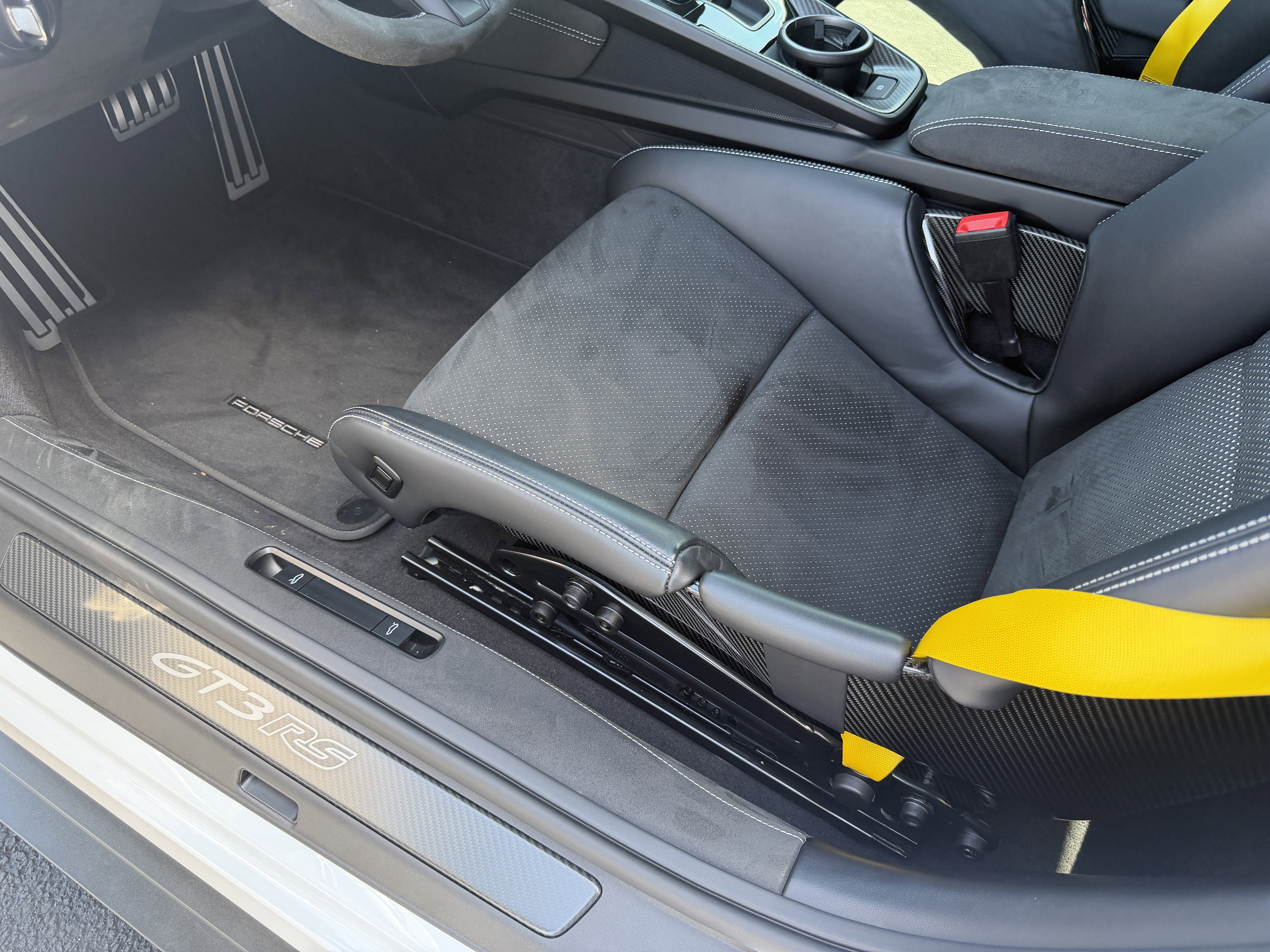 Used 2025 Porsche 911 GT3 RS image 19