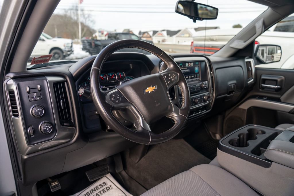 Used 2018 Chevrolet Silverado 1500 LT w/ All Star Edition image 21
