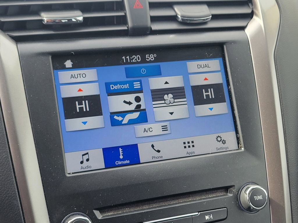 Certified 2017 Ford Fusion SE w/ Fusion SE Technology Package image 24