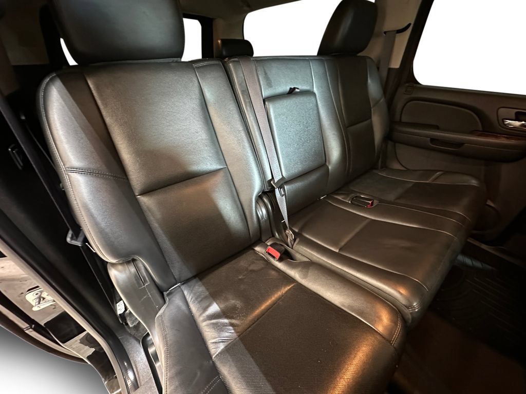 Used 2014 Chevrolet Suburban LTZ AWD/4WD image 31