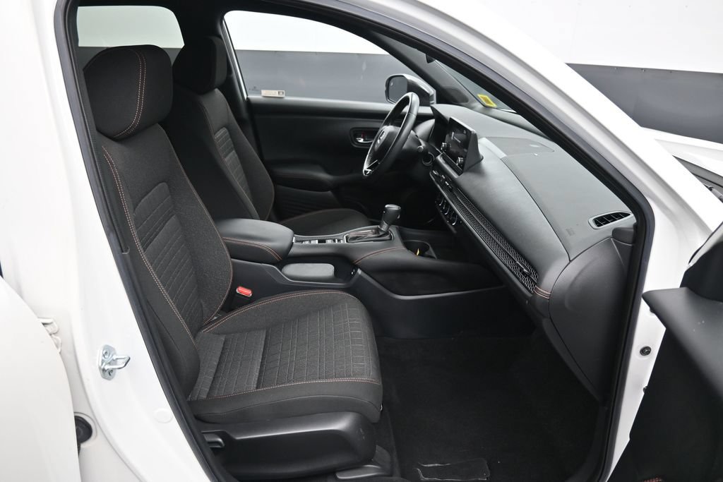 Certified 2024 Honda HR-V Sport image 24