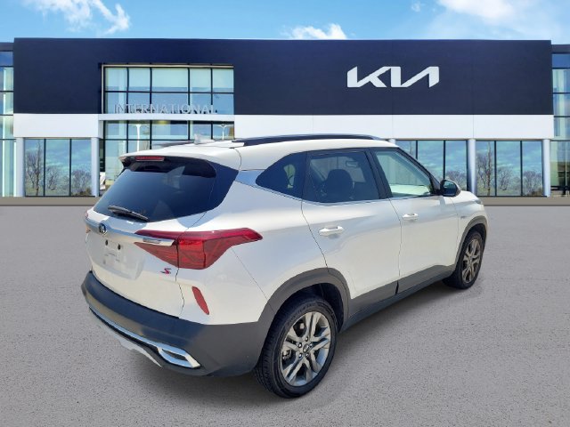 Certified 2021 Kia Seltos S AWD/4WD image 4