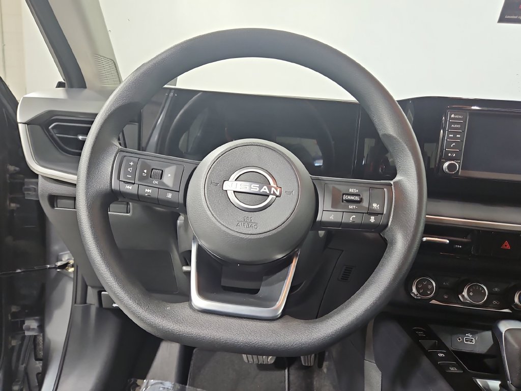 Certified 2025 Nissan Kicks S AWD/4WD image 16