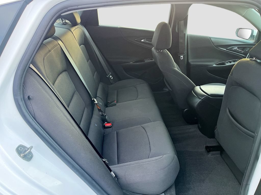 Used 2020 Chevrolet Malibu RS FWD image 25