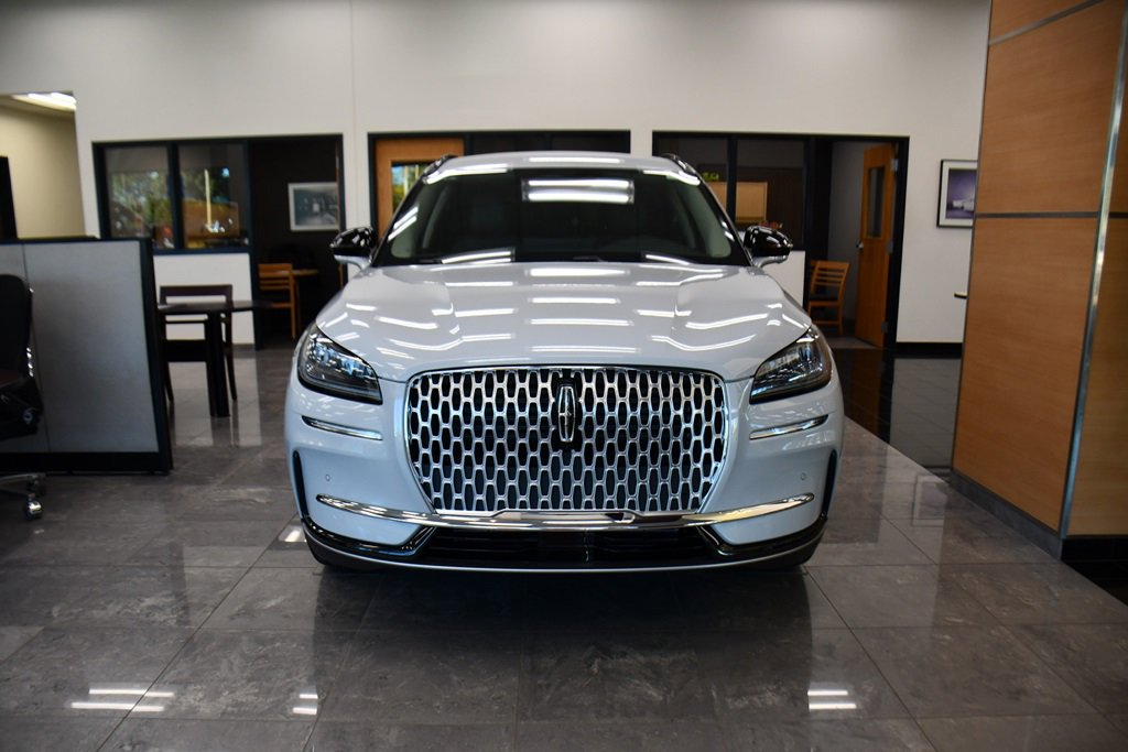 New 2026 Lincoln Corsair Premiere image 10