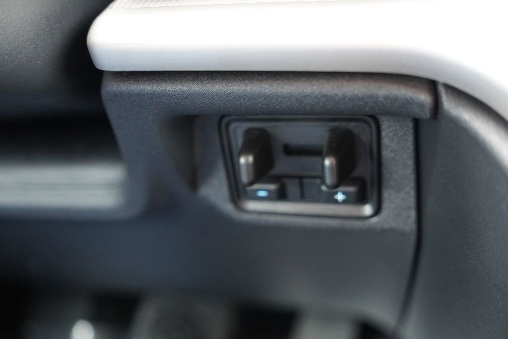 Certified 2025 Ford Expedition Max Active image 34