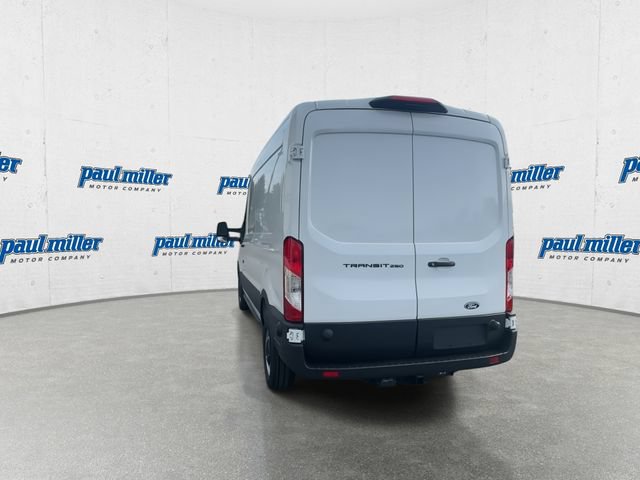 New 2026 Ford Transit 250 148 Medium Roof w/ Load Area Protection Package RWD image 9