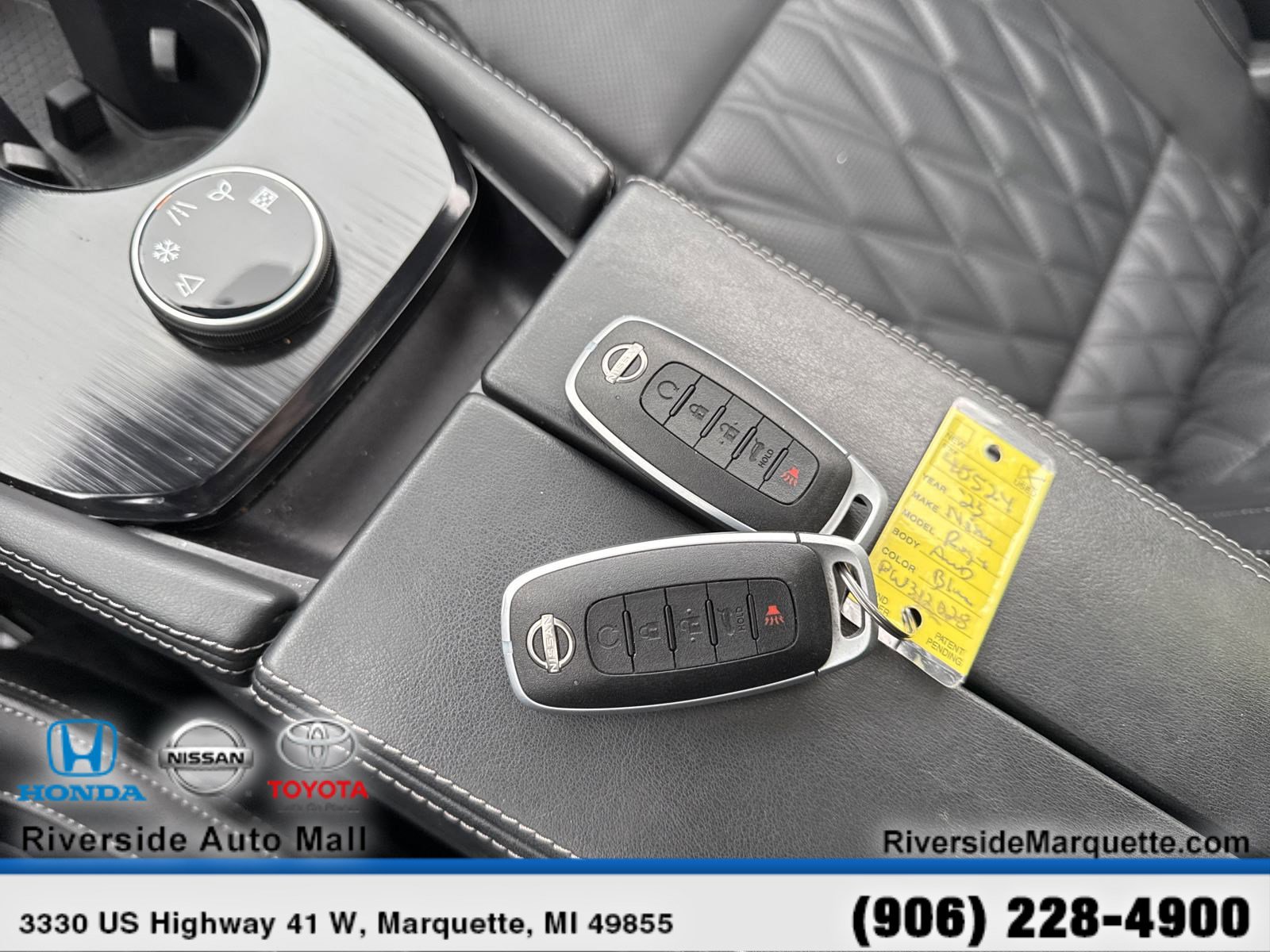 Used 2023 Nissan Rogue Platinum image 29