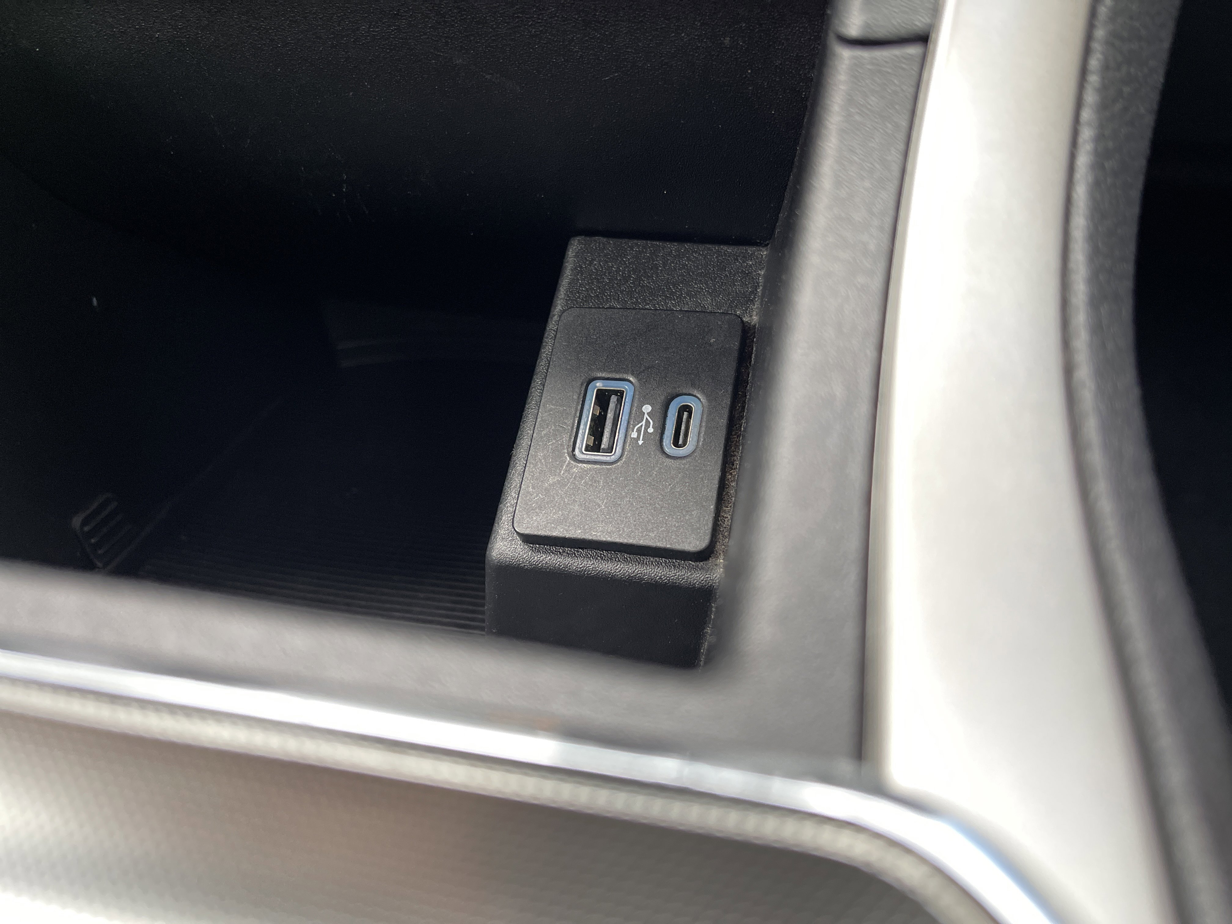 Used 2022 Ford Edge SEL image 30