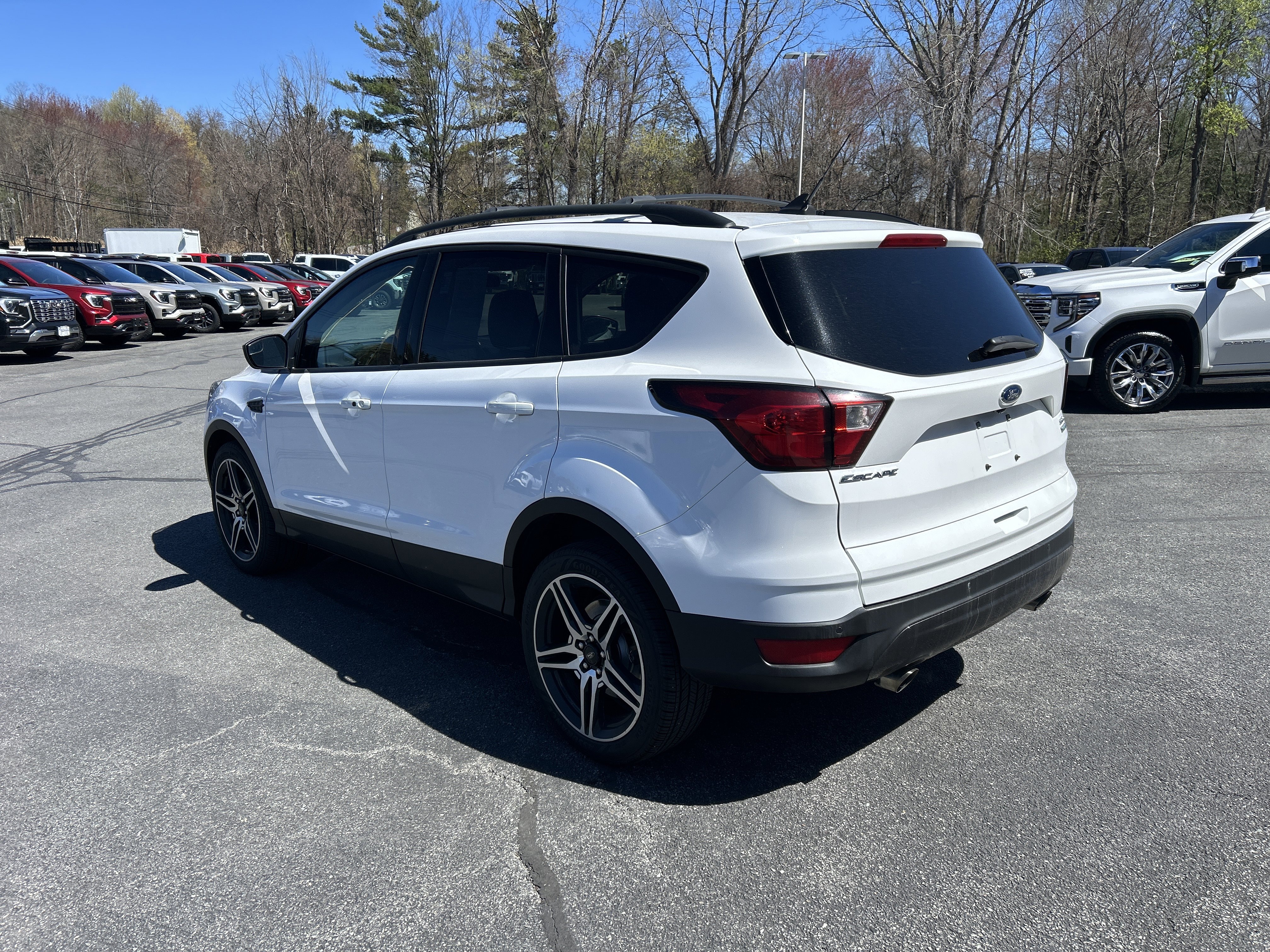 Used 2019 Ford Escape SEL AWD/4WD image 5