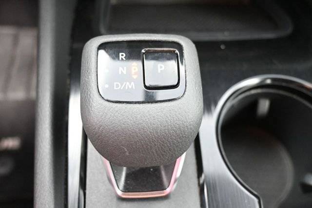 Used 2025 Nissan Rogue SV AWD/4WD image 26