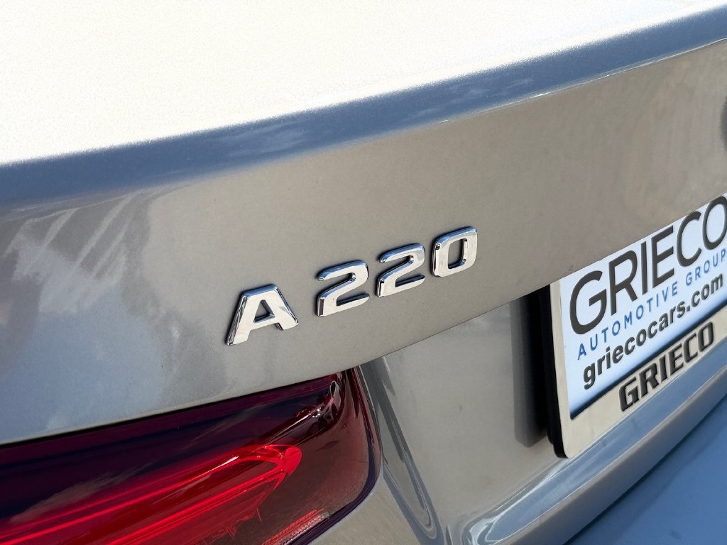 Used 2020 Mercedes-Benz A 220 image 14