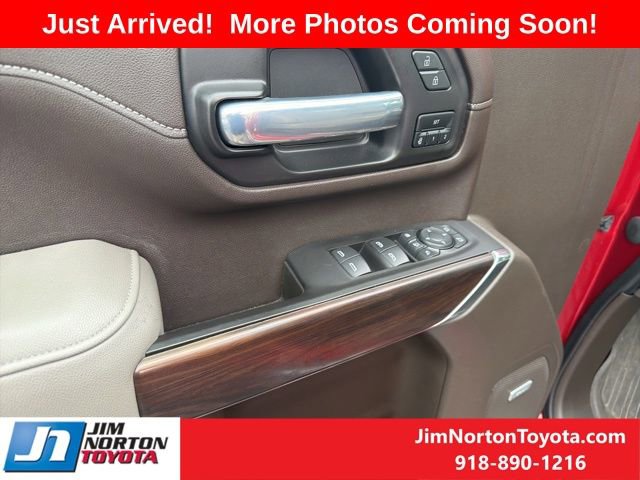 Used 2021 GMC Sierra 2500 SLT w/ SLT Premium Package image 12