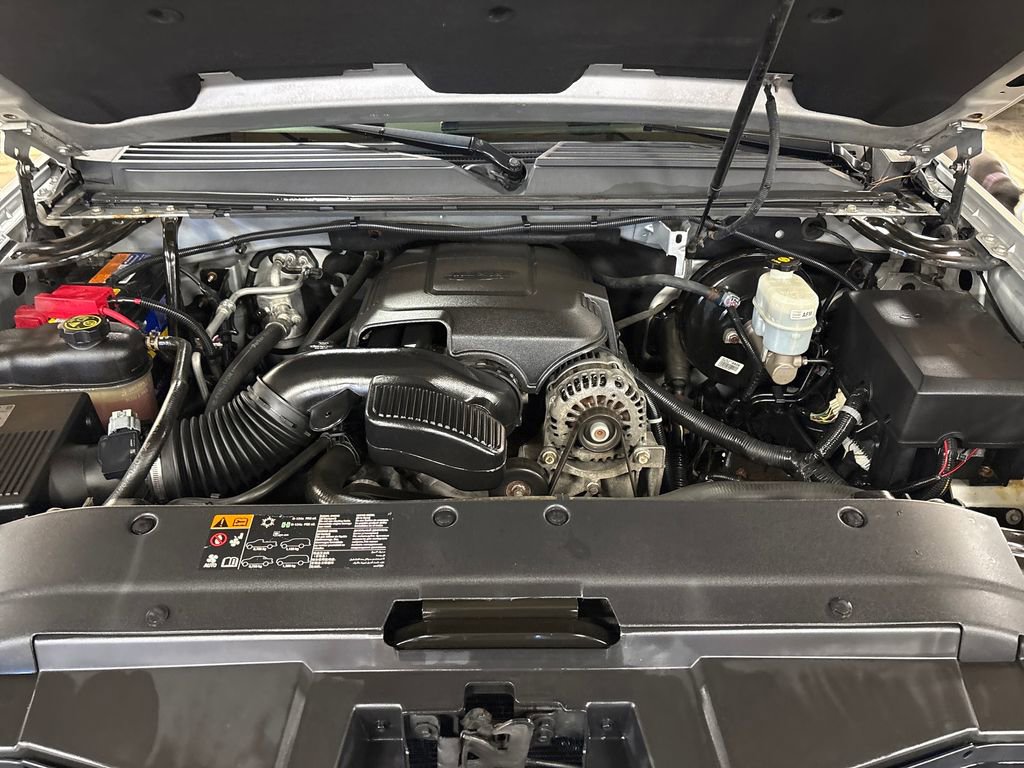 Used 2013 Chevrolet Avalanche LT w/ All-Star Edition AWD/4WD image 10