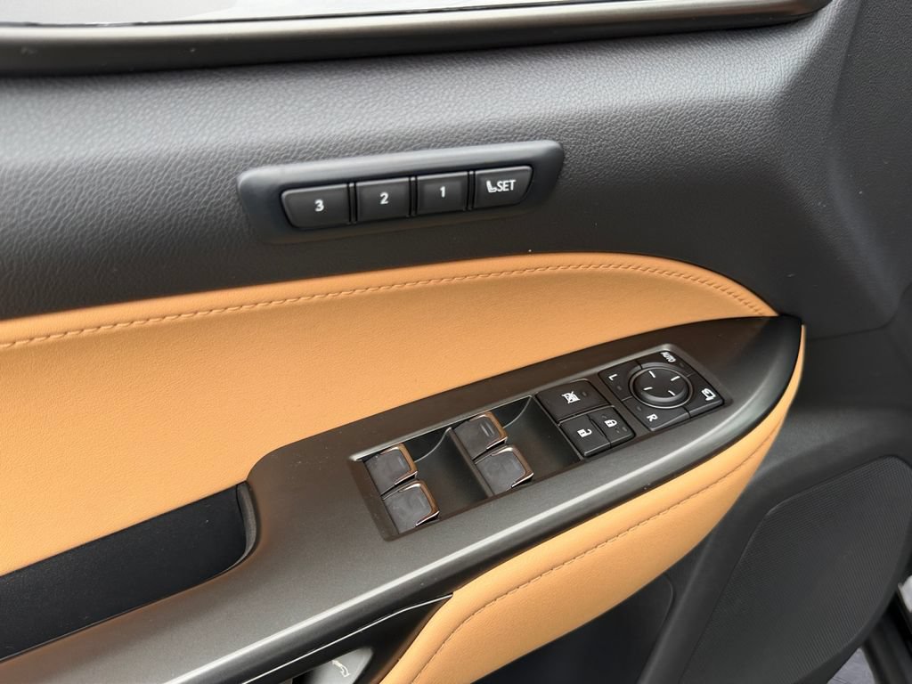 Used 2025 Lexus NX 350 AWD w/ Accessory Package (2T) image 15