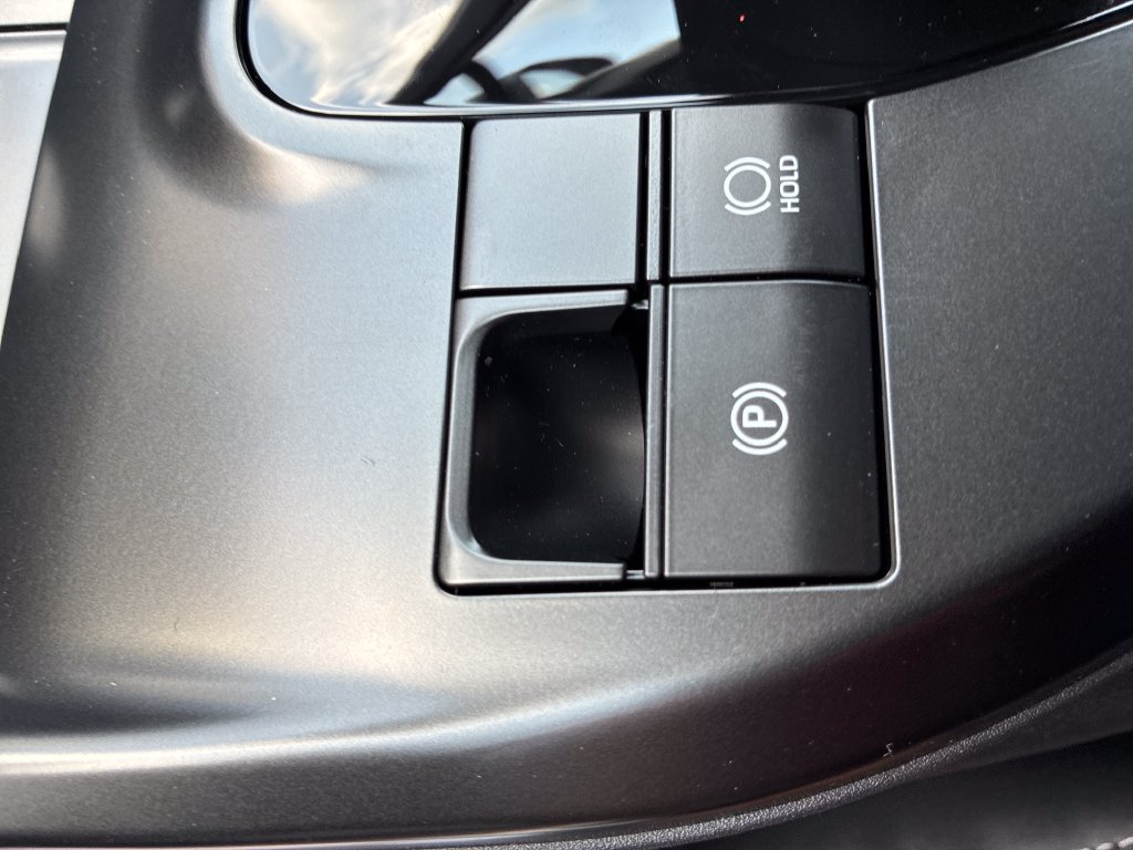 New 2026 Toyota C-HR AWD/4WD image 29