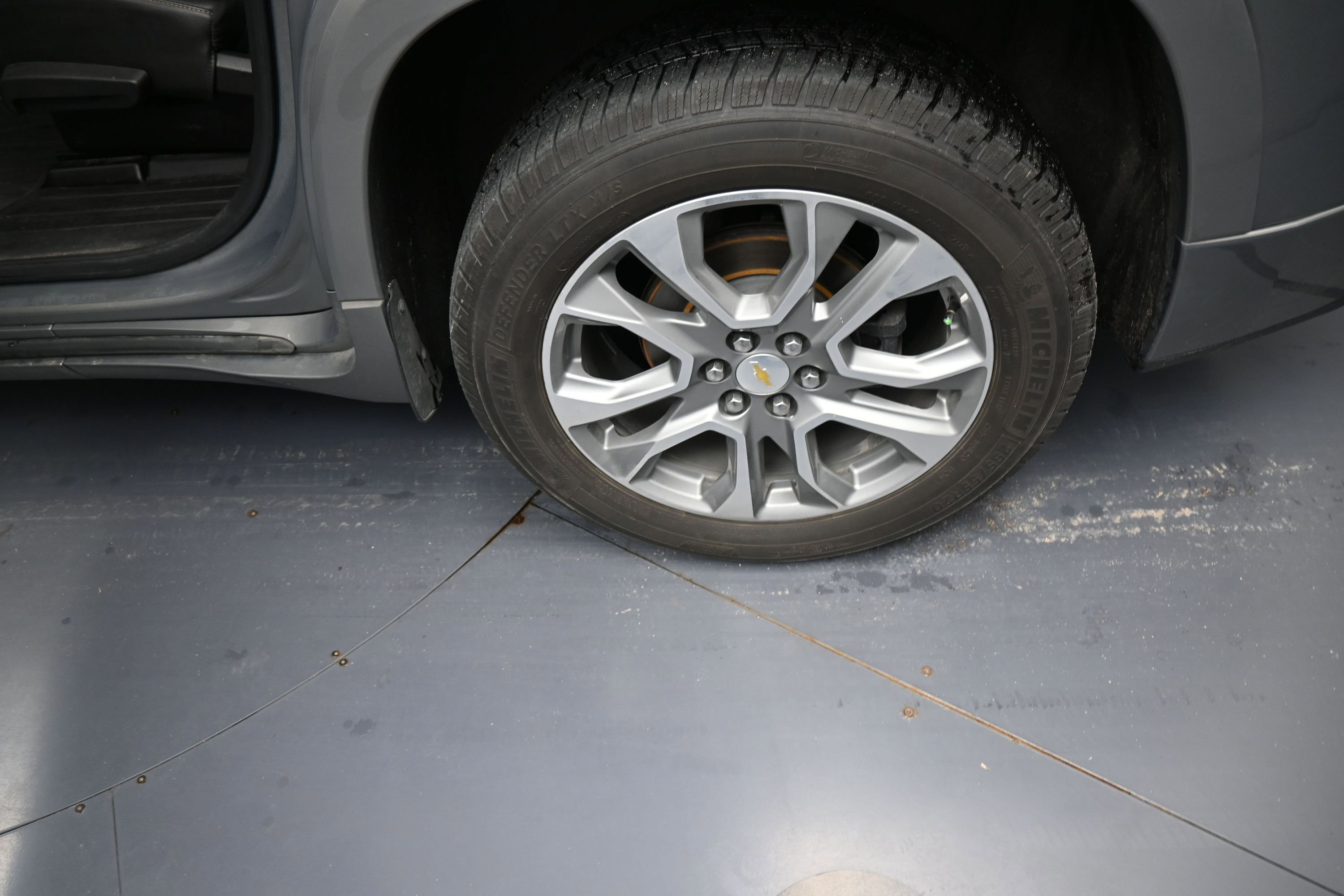 Used 2019 Chevrolet Traverse Premier w/ LPO, Floor Liner Package AWD/4WD image 18