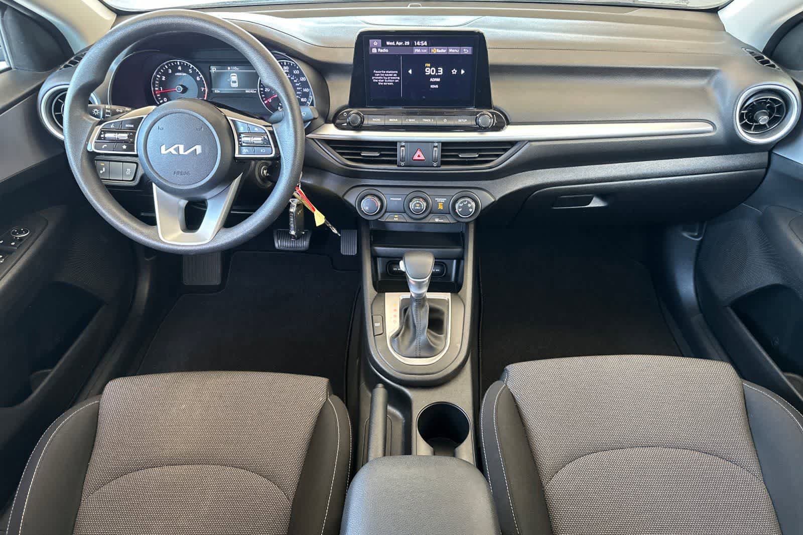 Used 2023 Kia Forte LXS w/ LXS Technology Package FWD image 3