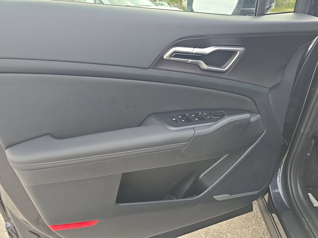 New 2026 Kia Sportage EX image 18