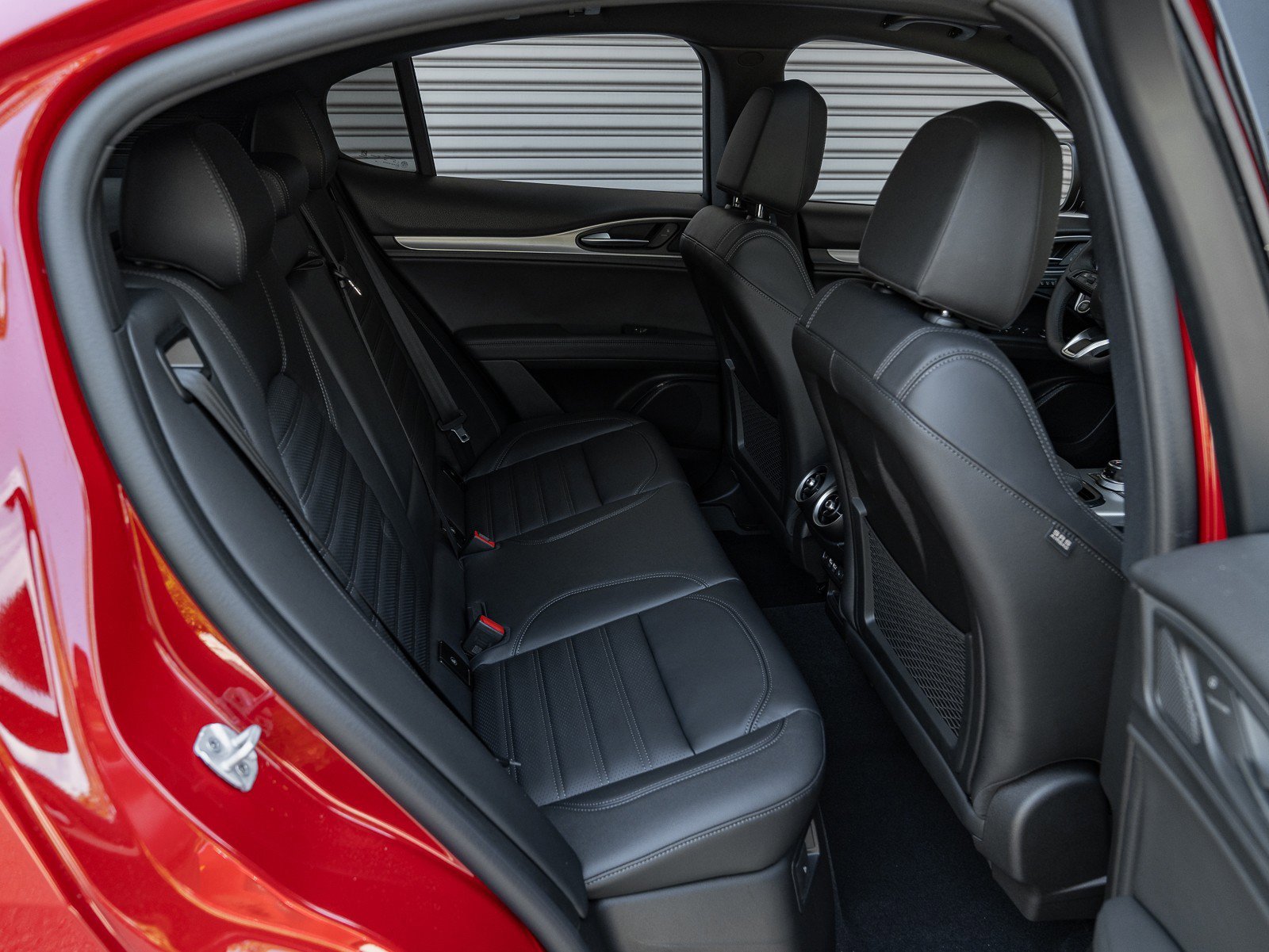 New 2024 Alfa Romeo Stelvio Veloce image 6