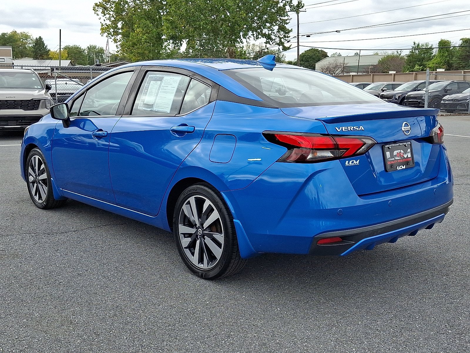 Used 2020 Nissan Versa SR w/ Convenience Package FWD image 7