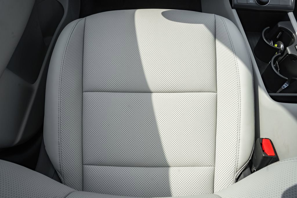 New 2026 Hyundai Kona SEL Premium image 24