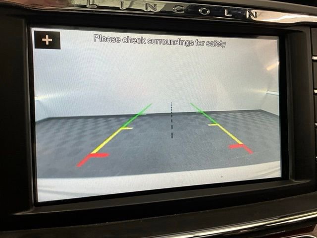 Used 2018 Lincoln Continental Reserve w/ Continental Climate Package image 3