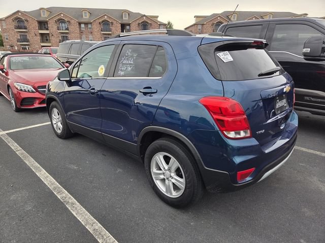 Used 2020 Chevrolet Trax LT w/ LT Convenience Package FWD image 8