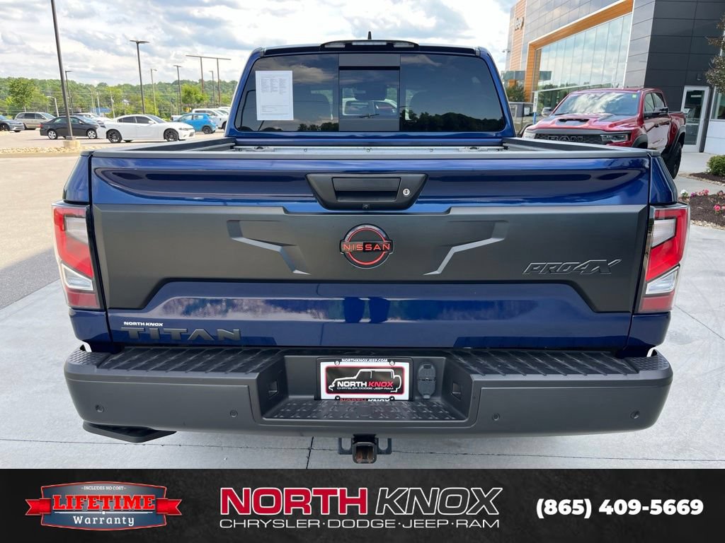 Used 2024 Nissan Titan PRO-4X w/ Pro-4x Convenience Package AWD/4WD image 17