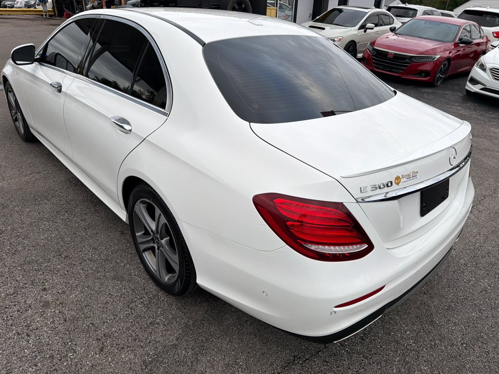 Used 2017 Mercedes-Benz E 300 4MATIC image 11