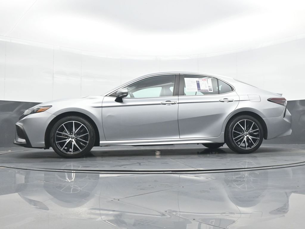 Used 2023 Toyota Camry SE FWD image 27