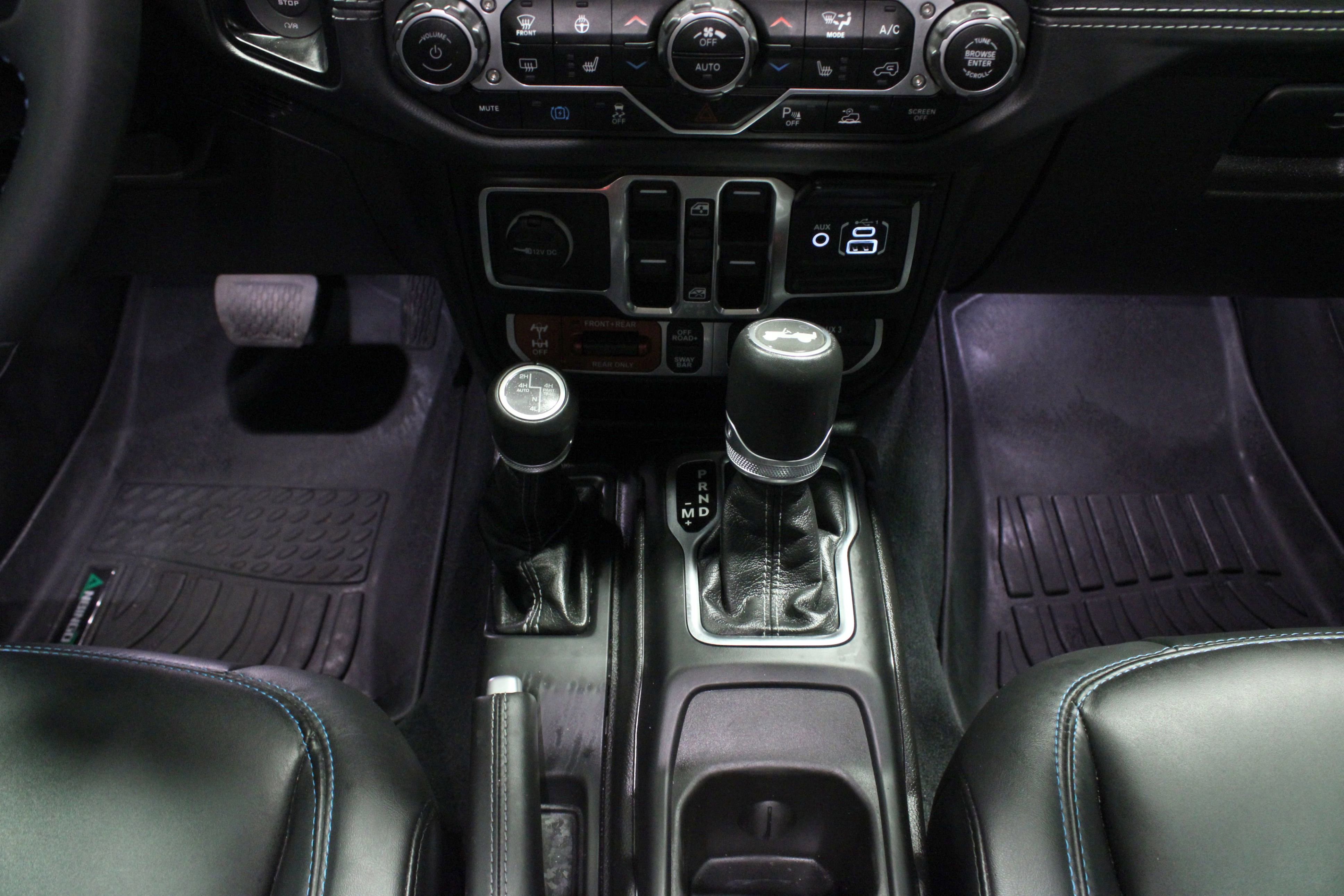 Used 2024 Jeep Wrangler Unlimited Rubicon 4xe image 21