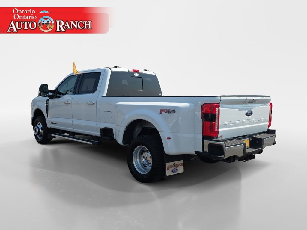 Certified 2024 Ford F350 4x4 Crew Cab DRW Super Duty image 3