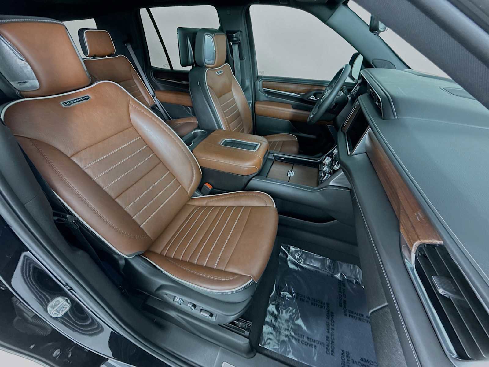 Used 2024 GMC Yukon Denali Ultimate image 31