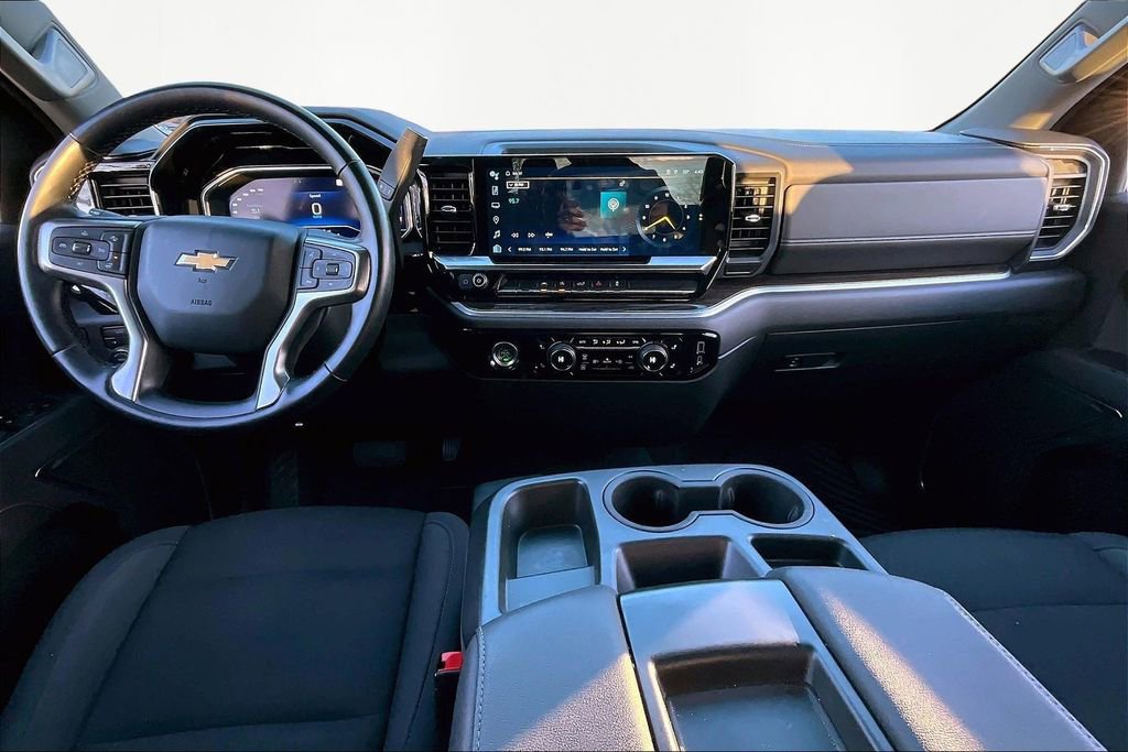 Used 2023 Chevrolet Silverado 1500 LT image 7