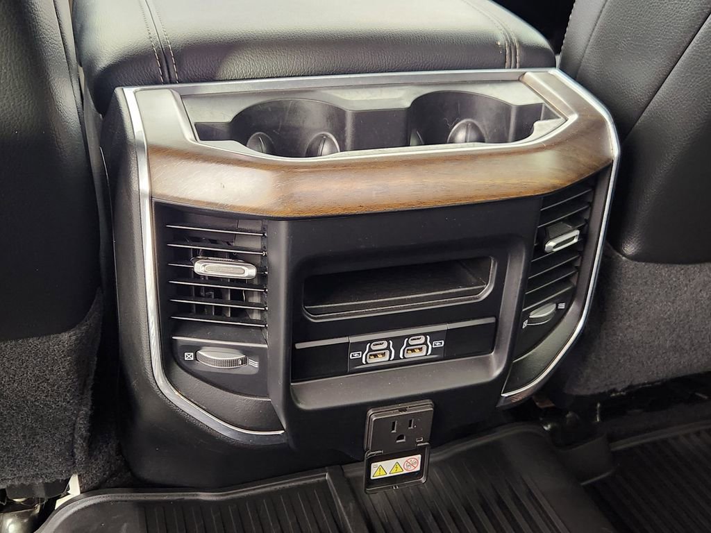 Used 2022 RAM 3500 Laramie image 31